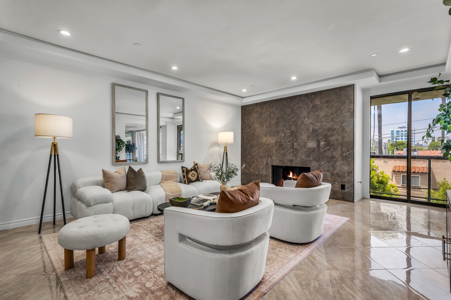 Elfyer - Beverly Hills, CA House - For Sale