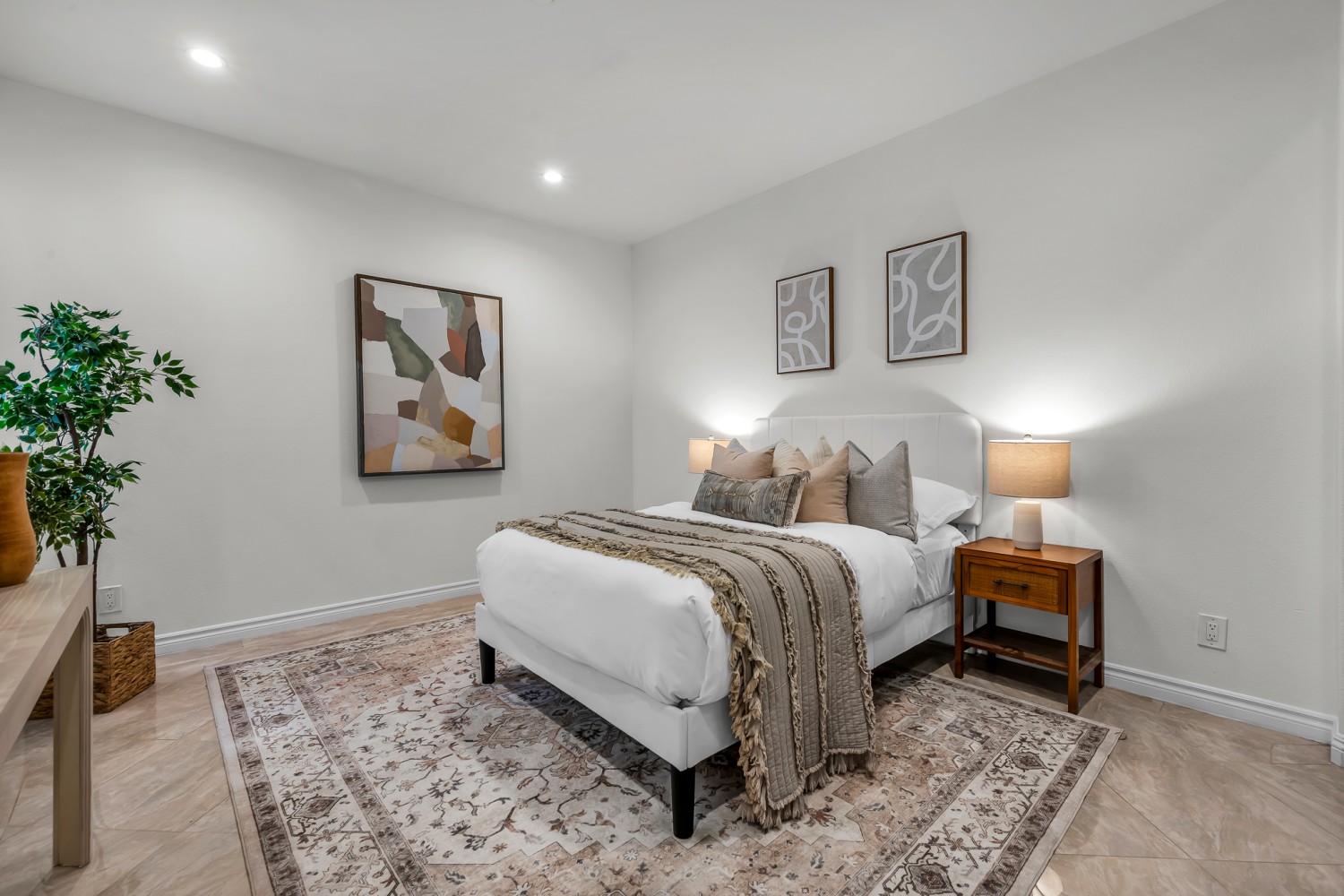 Elfyer - Beverly Hills, CA House - For Sale