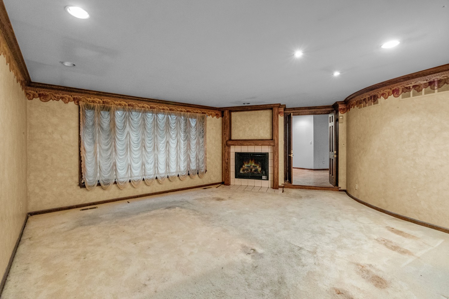 Elfyer - Newtown, PA House - For Sale
