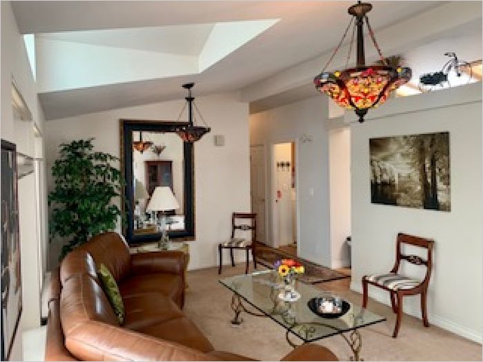 Elfyer - Torrance, CA House - For Sale