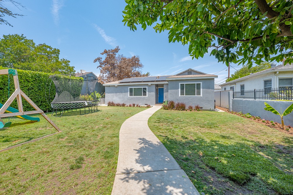 Elfyer - Sherman Oaks, CA House - For Sale