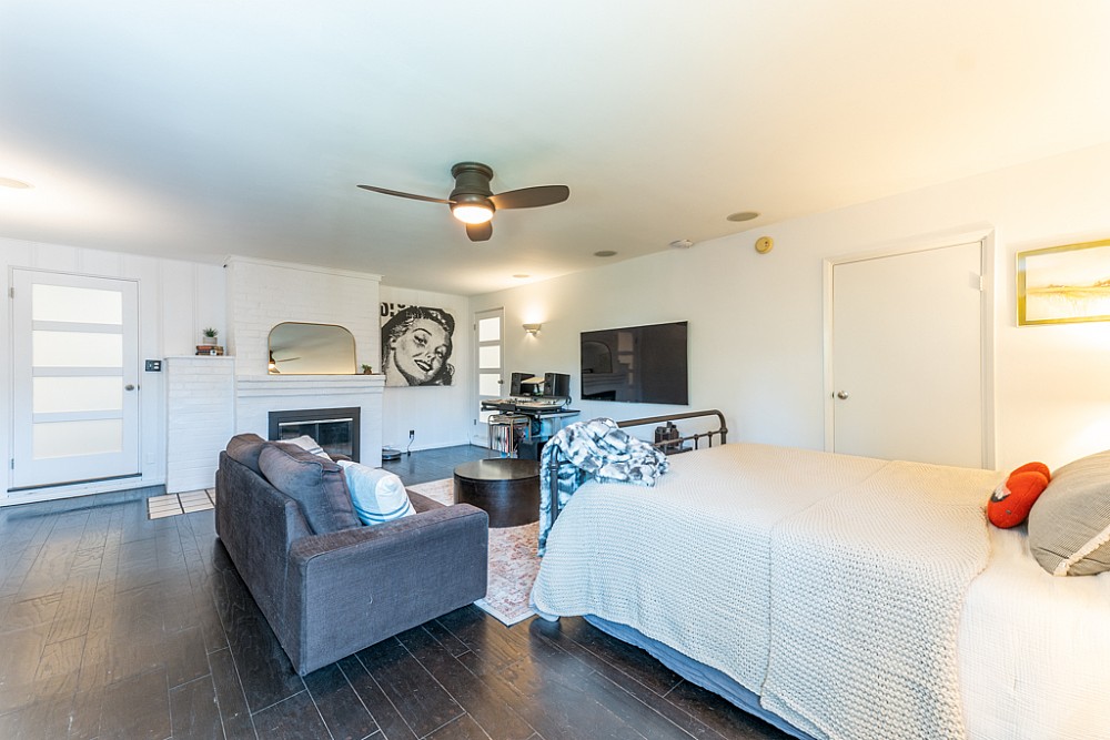 Elfyer - Sherman Oaks, CA House - For Sale