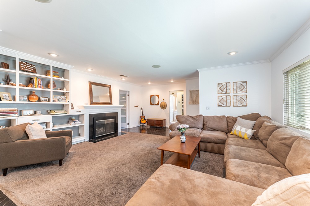 Elfyer - Sherman Oaks, CA House - For Sale