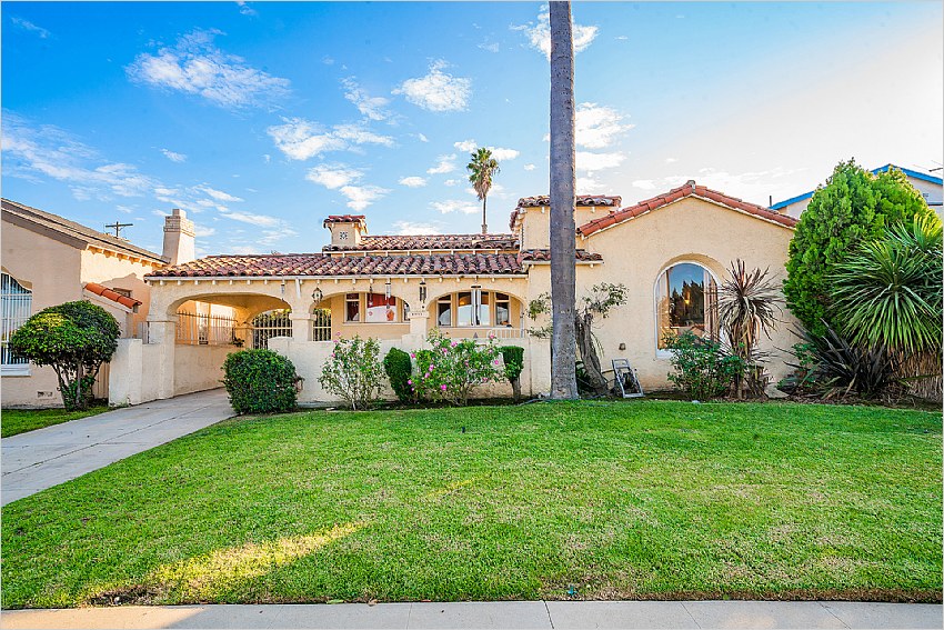 Elfyer - Los Angeles, CA House - For Sale