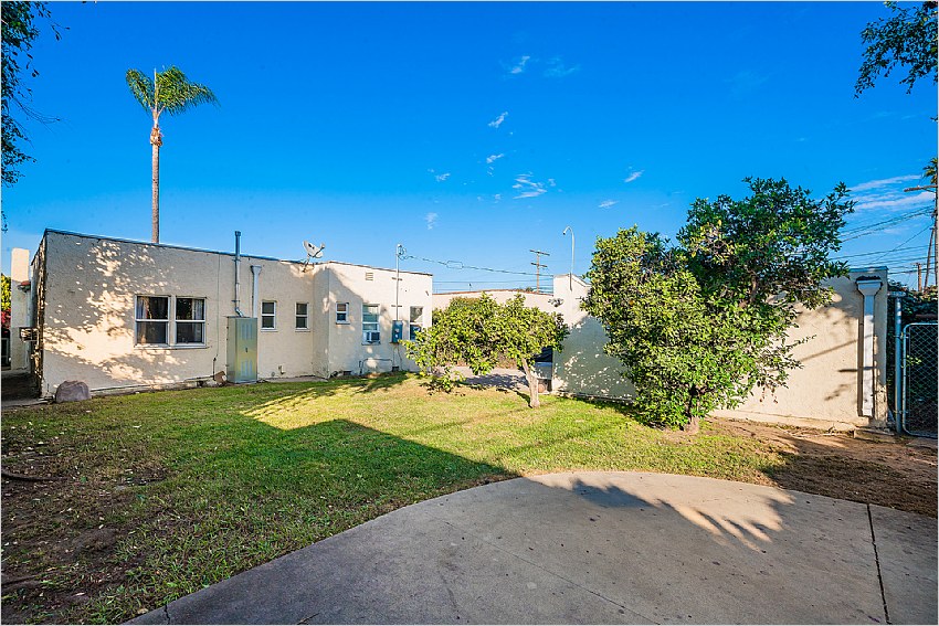 Elfyer - Los Angeles, CA House - For Sale