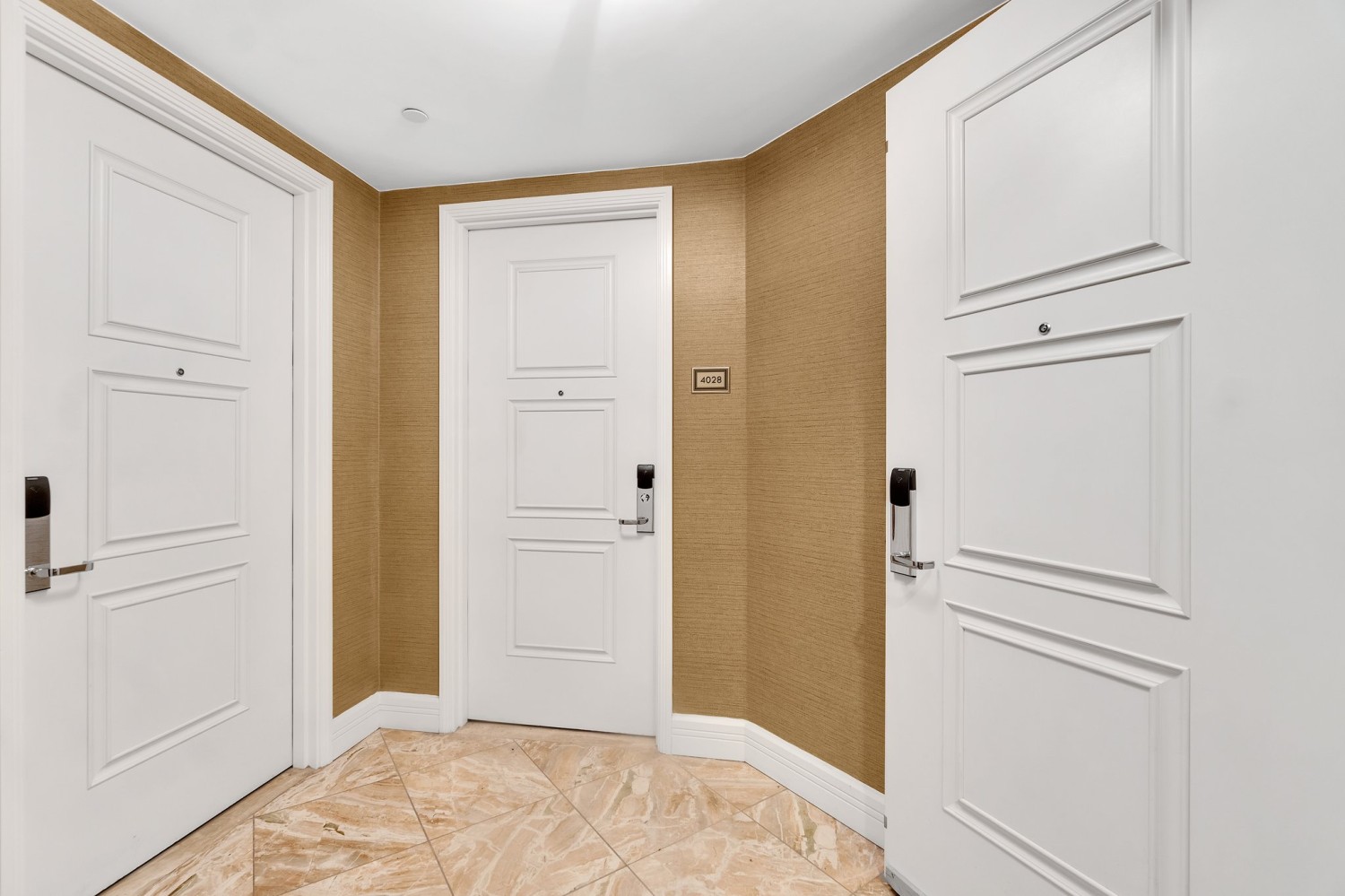 Elfyer - Las Vegas, NV House - For Sale