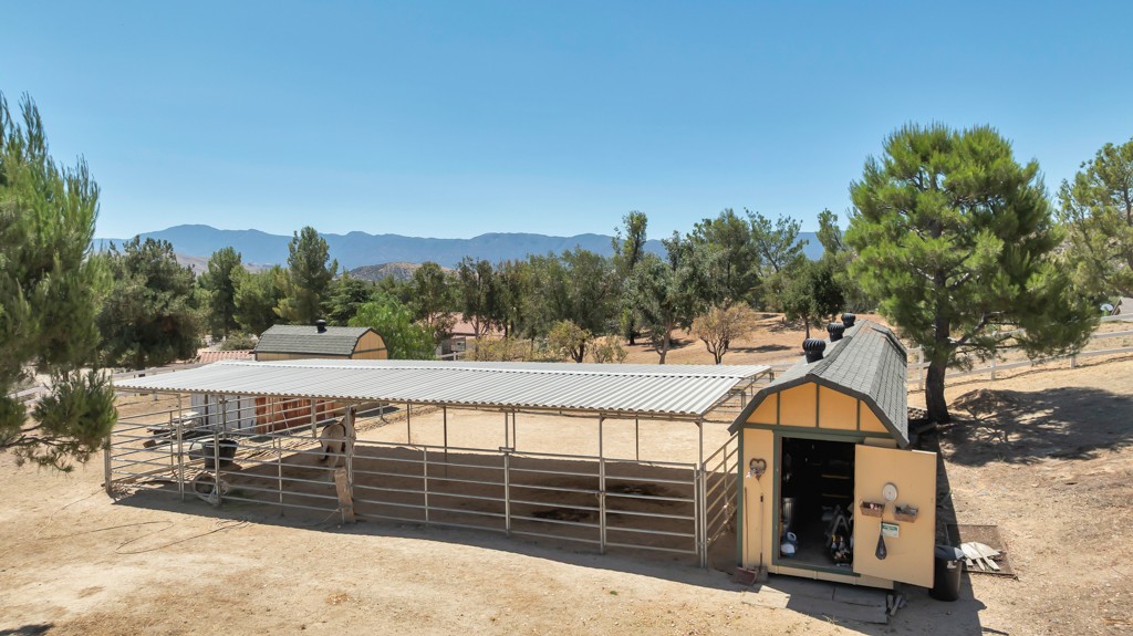 Elfyer - AGUA DULCE, CA House - For Sale