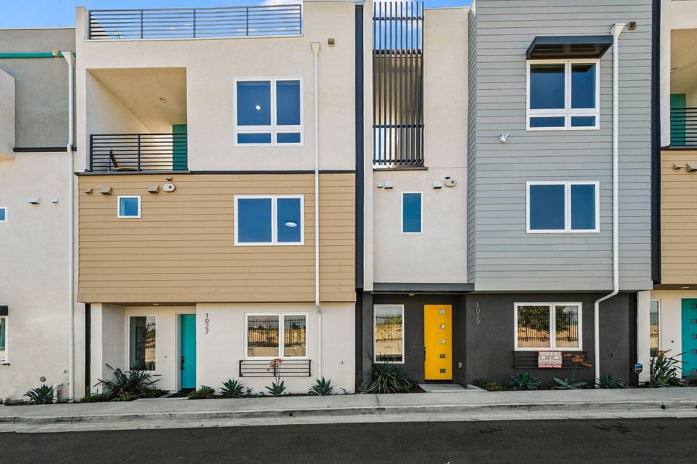 Elfyer - Los Angeles, CA House - For Sale