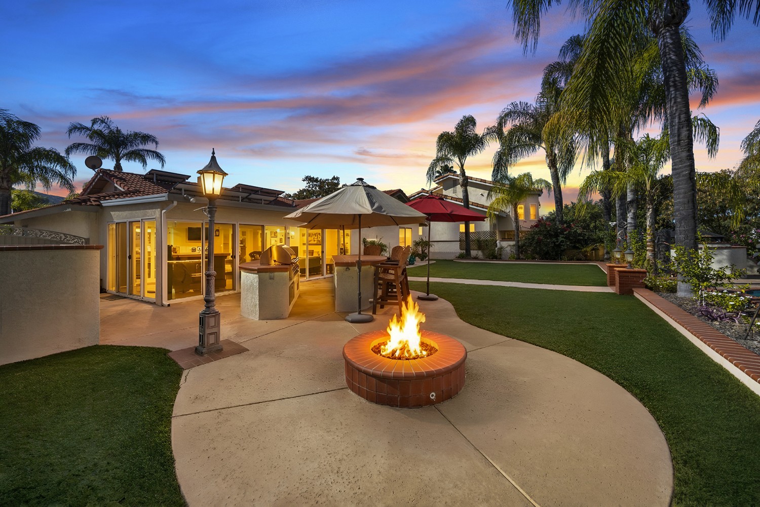 Elfyer - Canyon Lake, CA House - For Sale