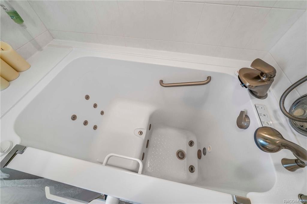 Elfyer - Crystal River, FL House - For Sale