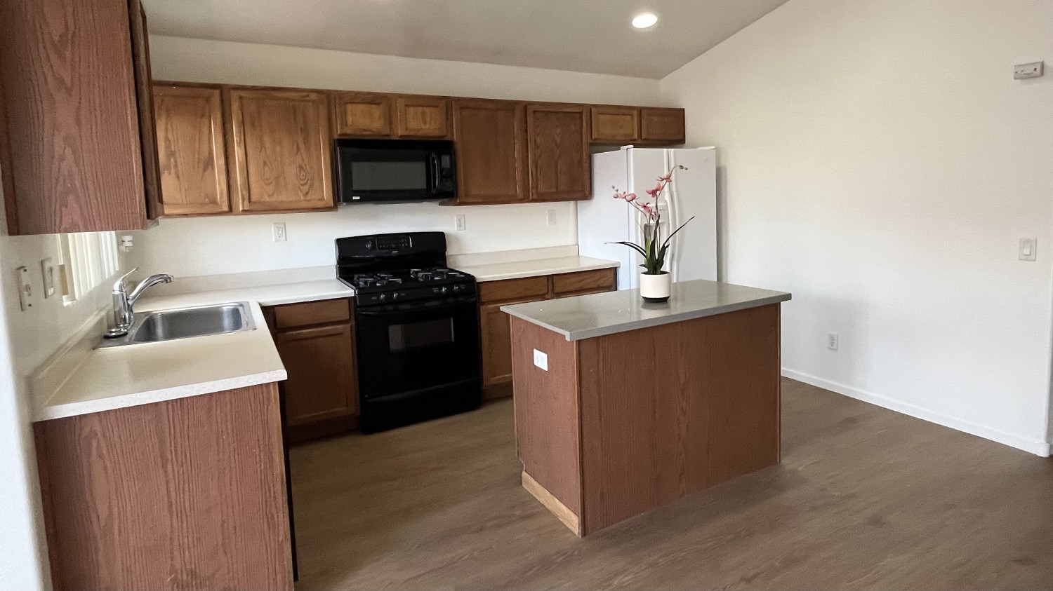 Elfyer - Las Vegas, NV House - For Sale