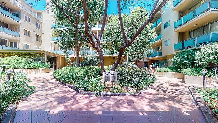 Elfyer - Pasadena, CA House - For Sale