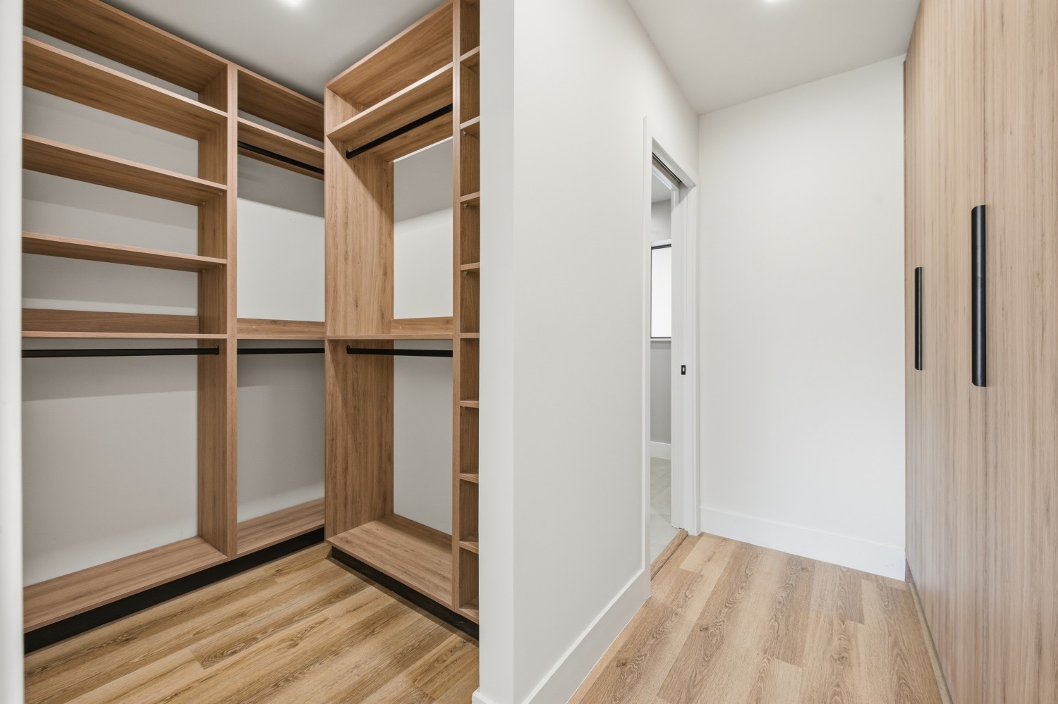 Elfyer - Miami, FL House - For Sale