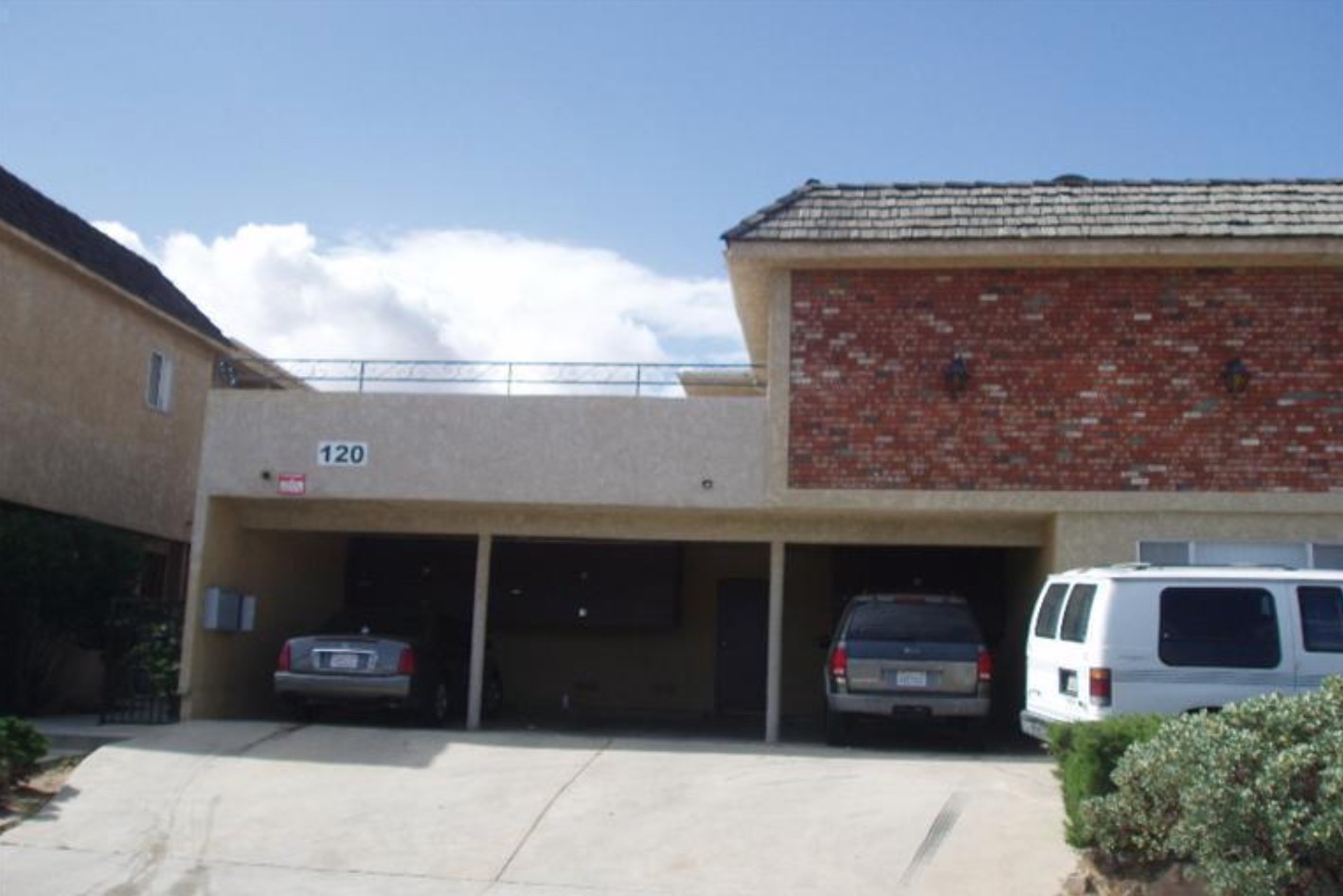 Elfyer - Palmdale, CA House - For Sale