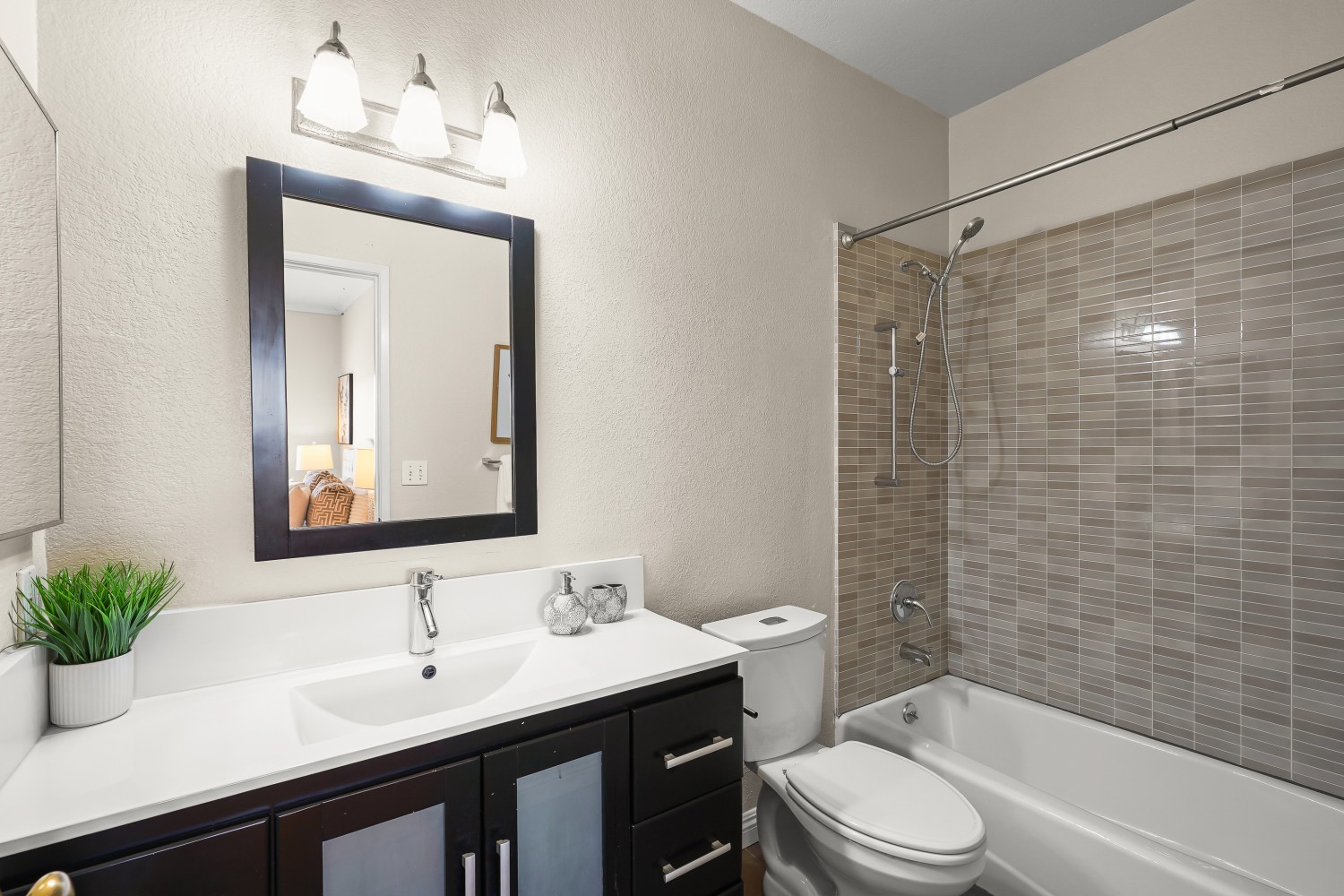 Elfyer - Pasadena, CA House - For Sale