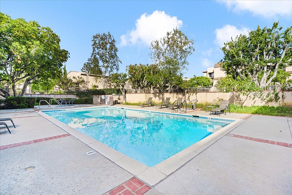 Elfyer - Sherman Oaks, CA House - For Sale