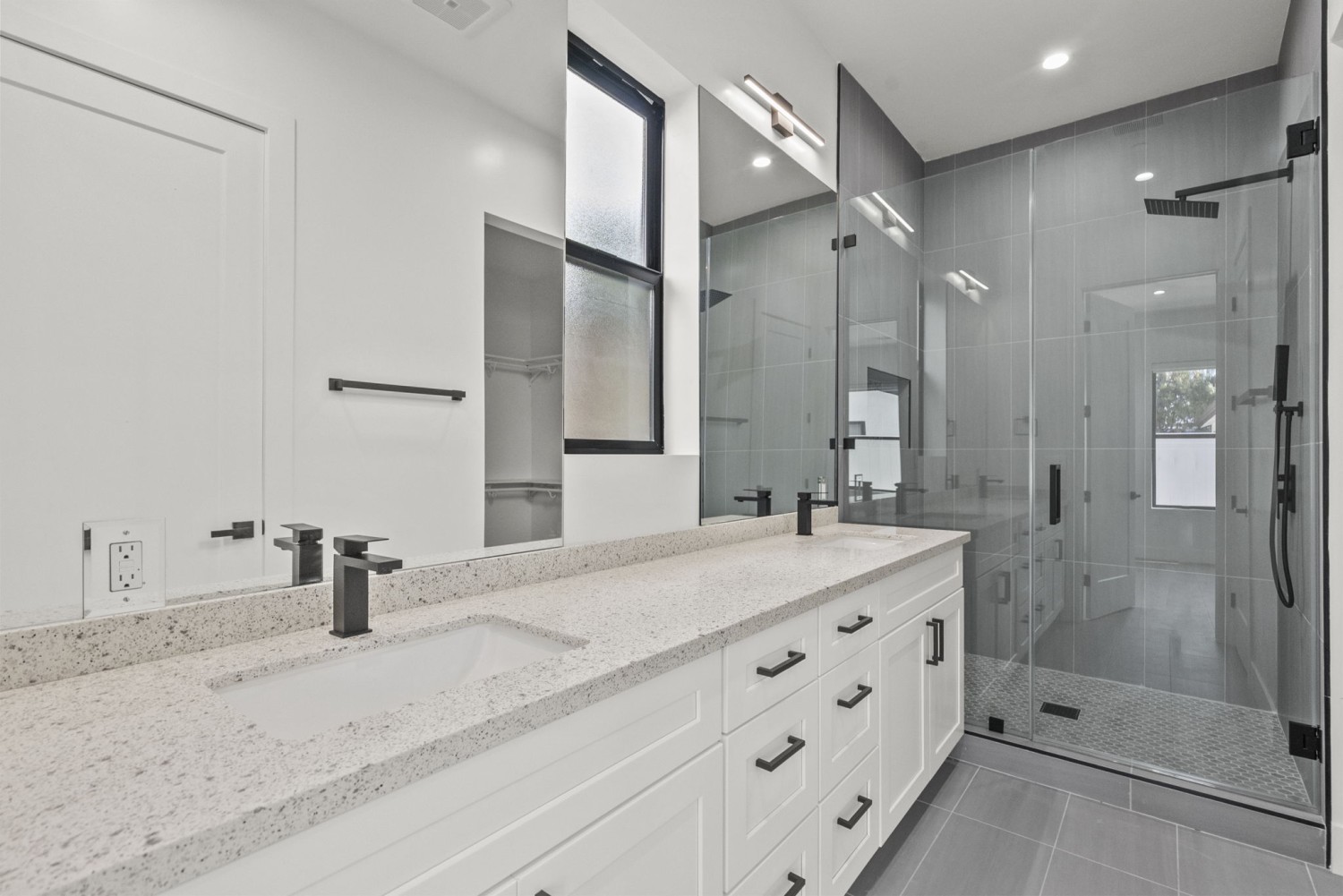 Elfyer - Los Angeles, CA House - For Sale