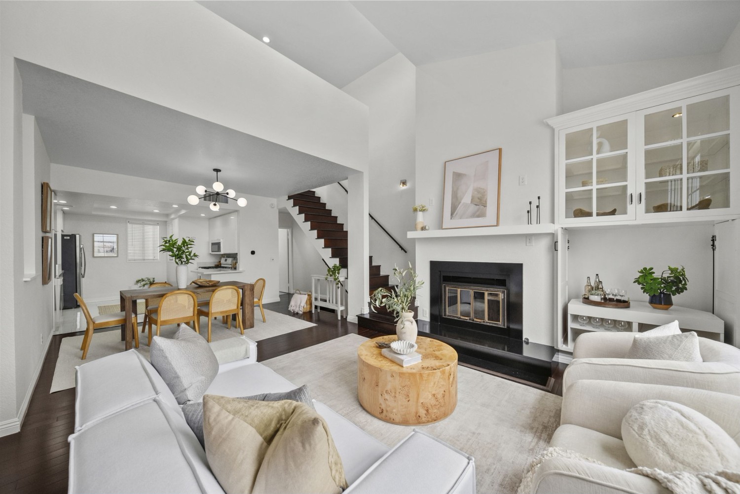 Elfyer - Los Angeles, CA House - For Sale