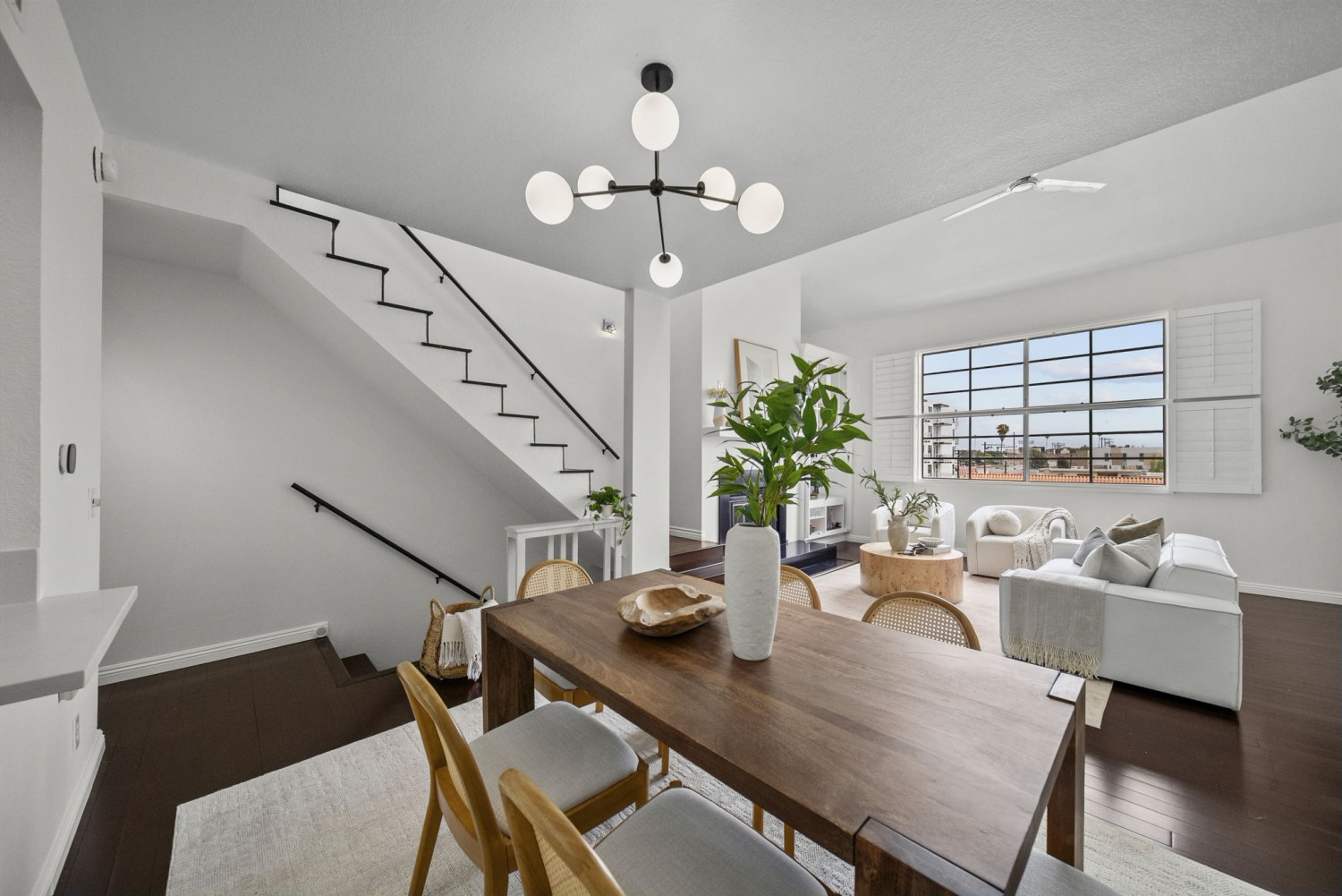 Elfyer - Los Angeles, CA House - For Sale