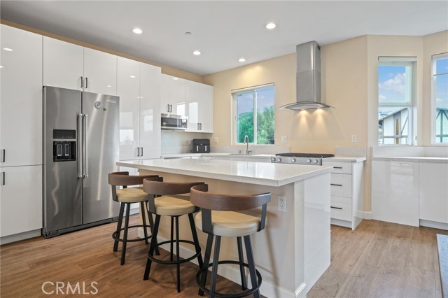 Elfyer - Thousand Oaks, CA House - For Sale