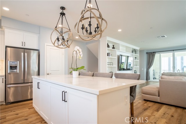 Elfyer - Irvine, CA House - For Sale