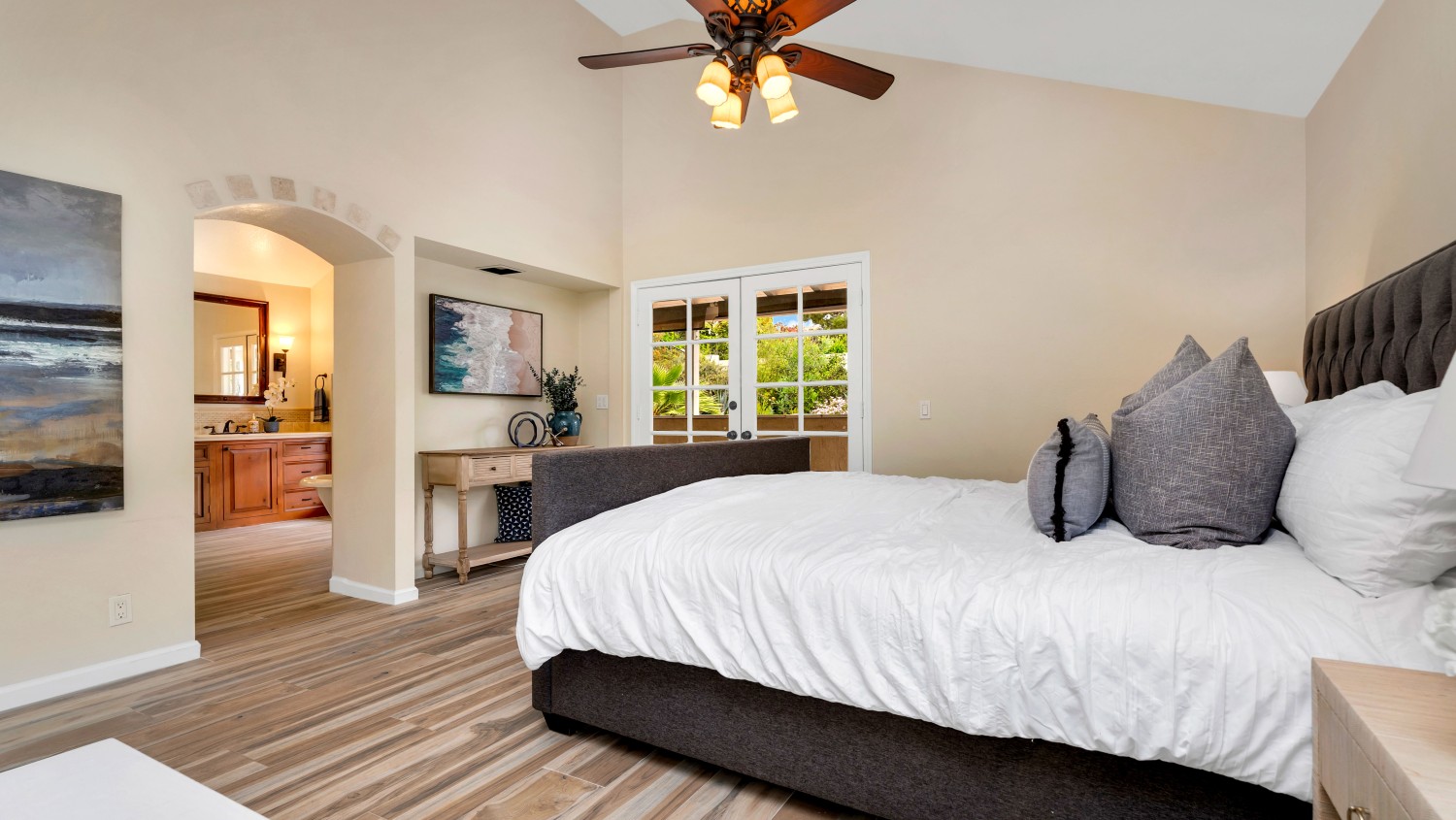 Elfyer - San Juan Capistrano, CA House - For Sale