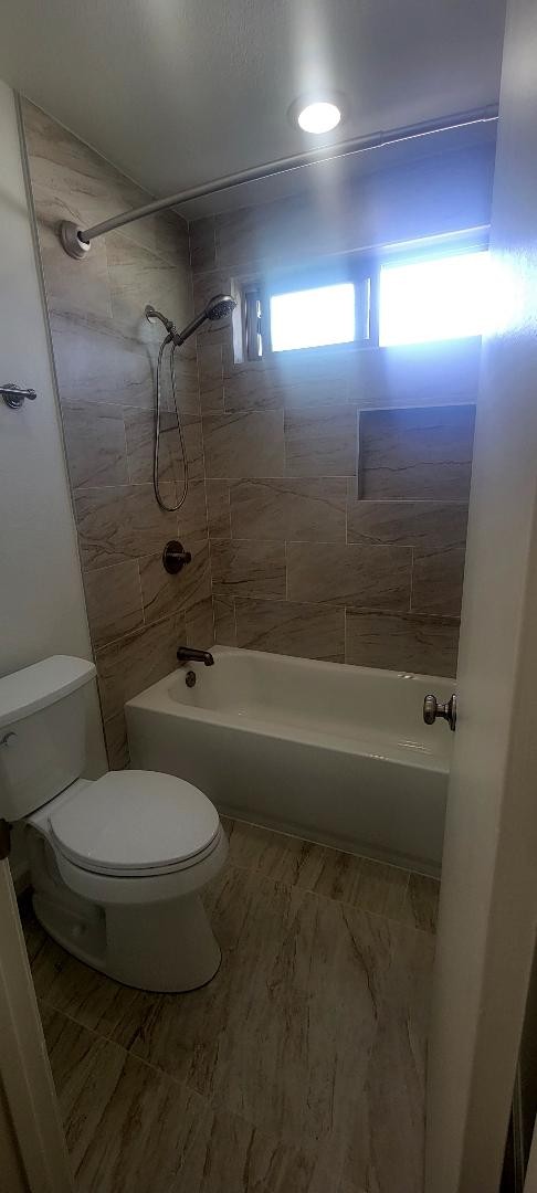 Elfyer - Lawndale, CA House - For Sale