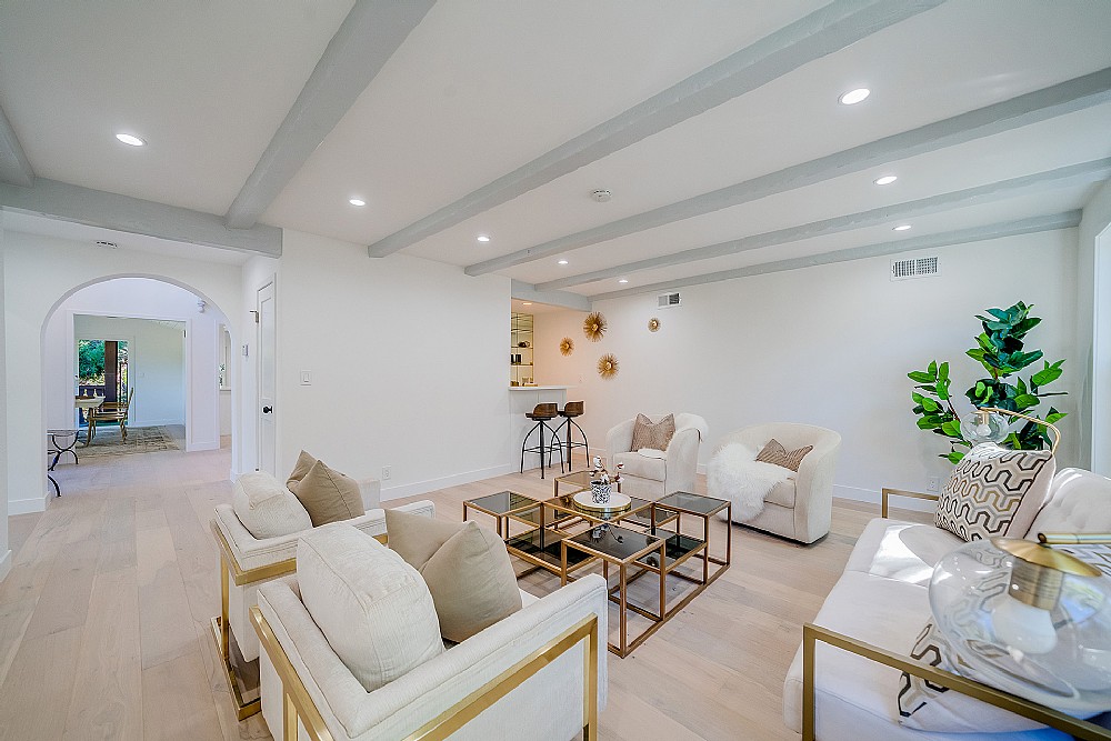 Elfyer - Tarzana, CA House - For Sale