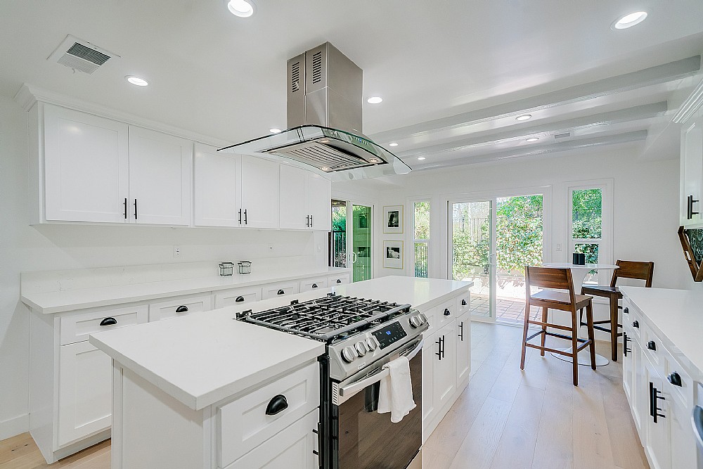 Elfyer - Tarzana, CA House - For Sale