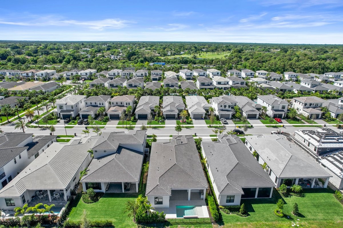 Elfyer - Palm Beach Gardens, FL House - For Sale