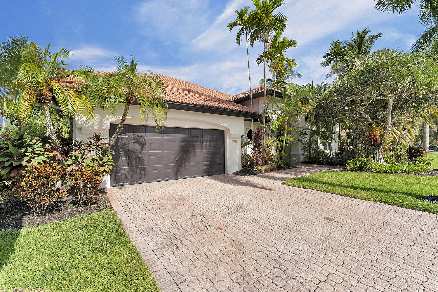 Elfyer - Pembroke Pines, FL House - For Sale