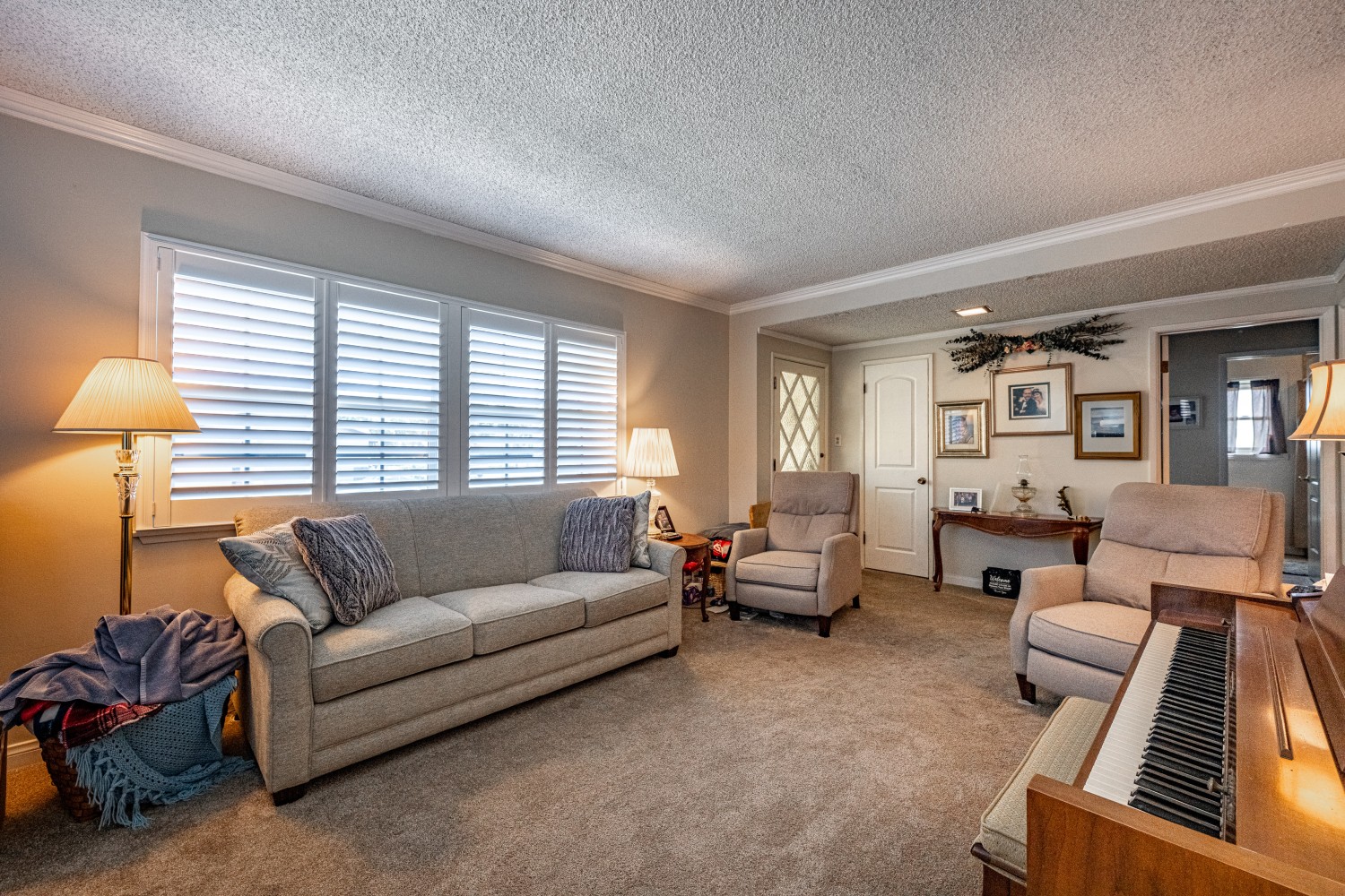 Elfyer - Montebello, CA House - For Sale