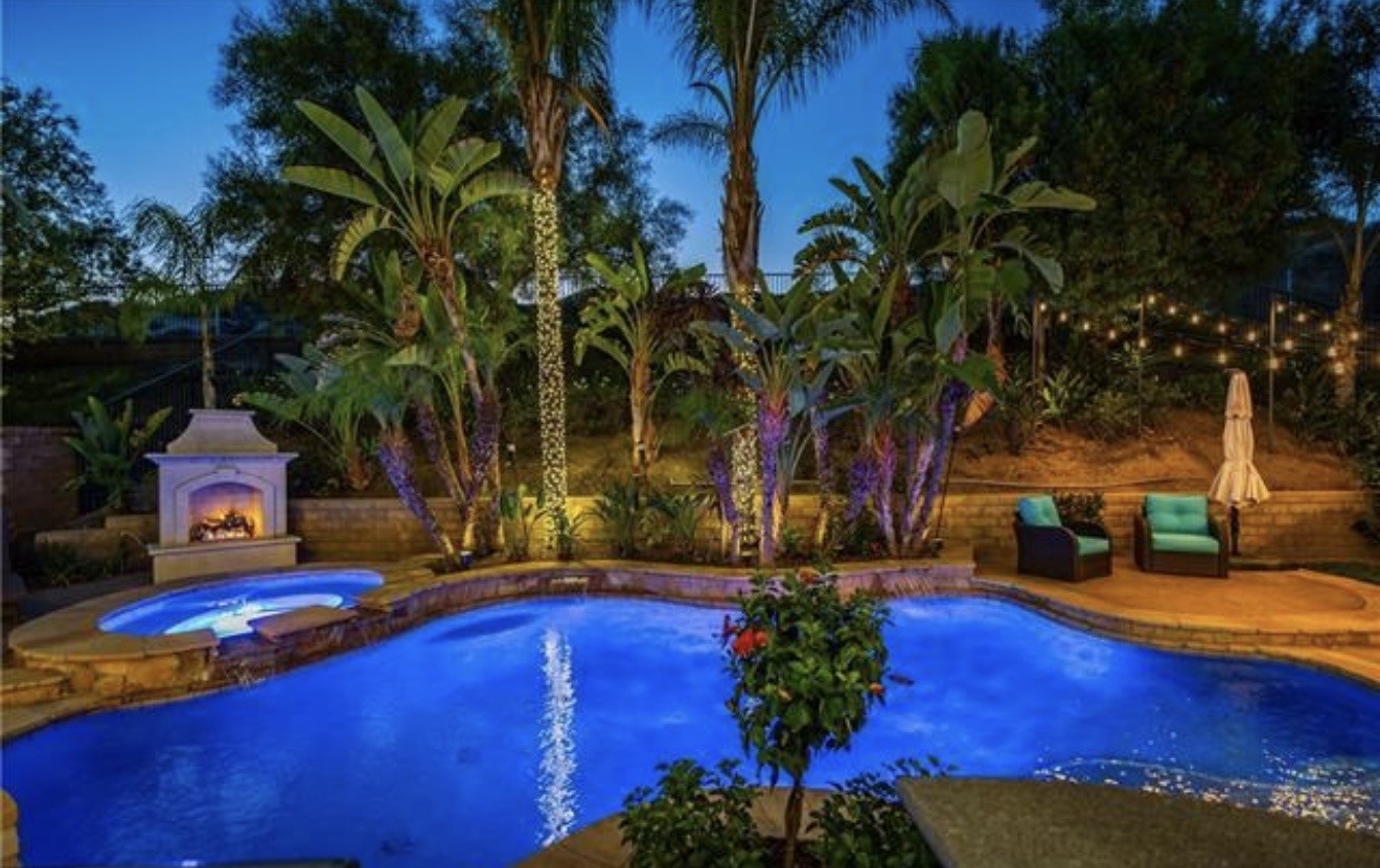 Elfyer - Valencia, CA House - For Sale