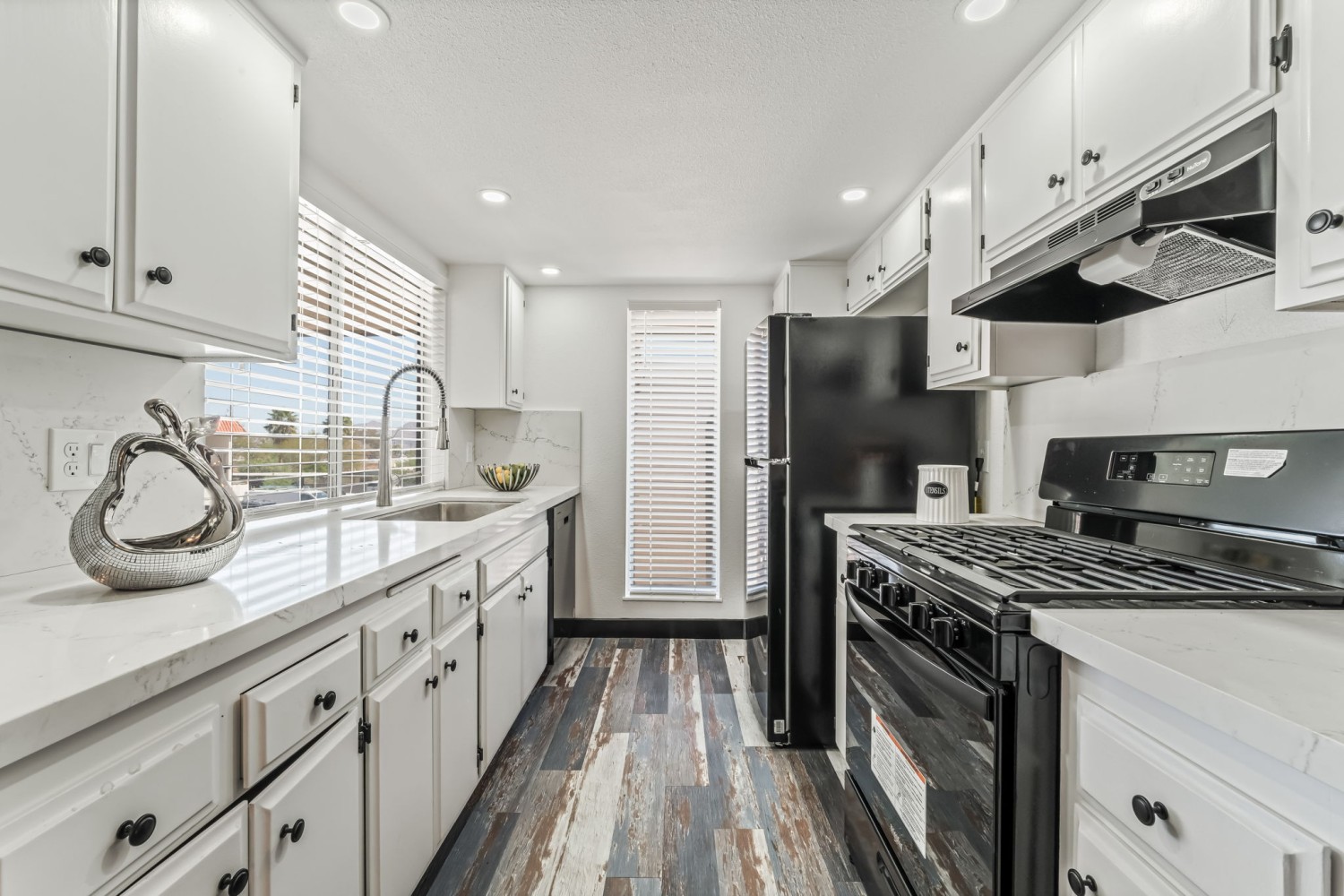 Elfyer - Las Vegas, NV House - For Sale