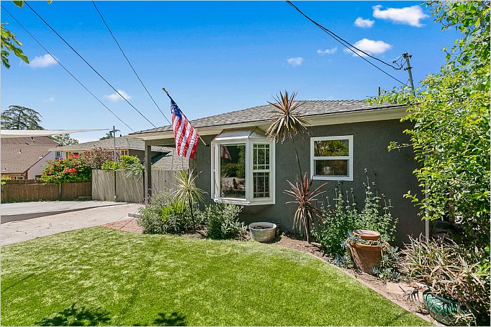 Elfyer - Montrose, CA House - For Sale