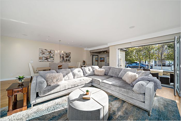 Elfyer - Long Beach, CA House - For Sale