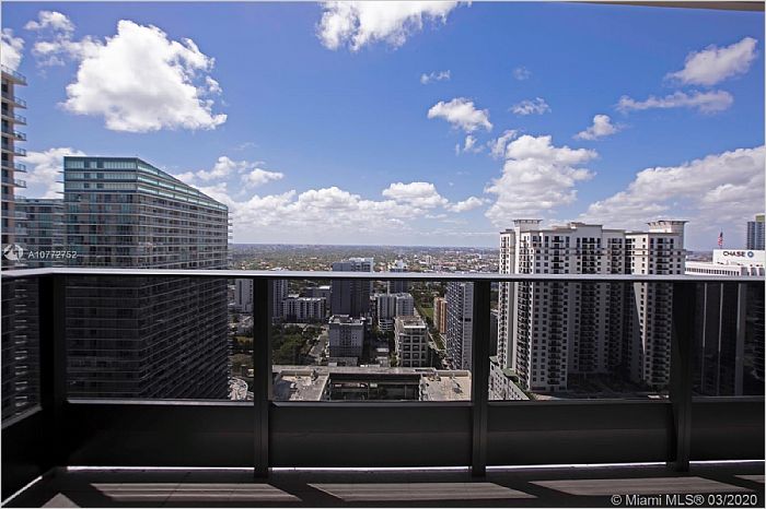 Elfyer - Miami, FL House - For Sale