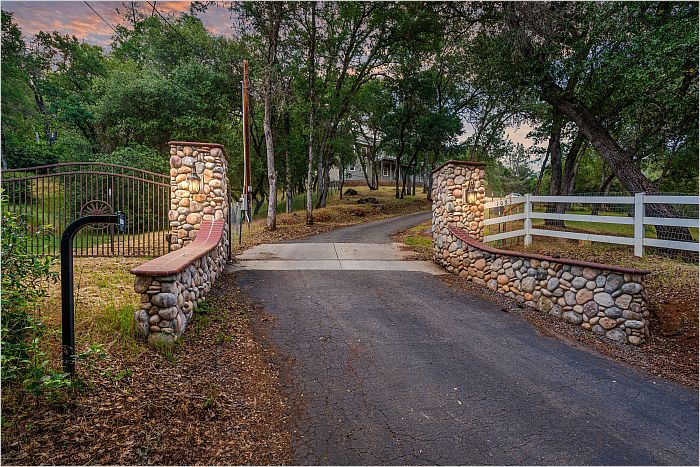 Elfyer - Placerville, CA House - For Sale