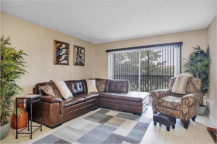 Elfyer - PEMBROKE PINES, FL House - For Sale