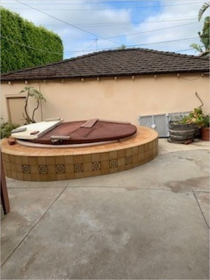 Elfyer - Los Angeles, CA House - For Sale