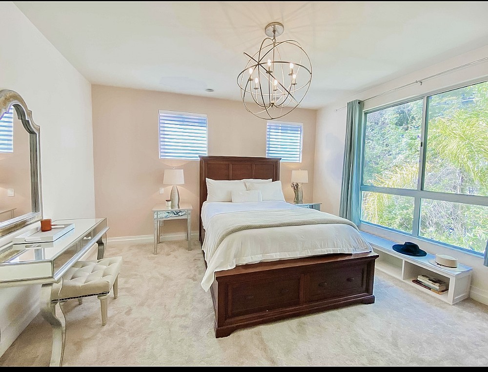 Elfyer - Los Angeles, CA House - For Sale