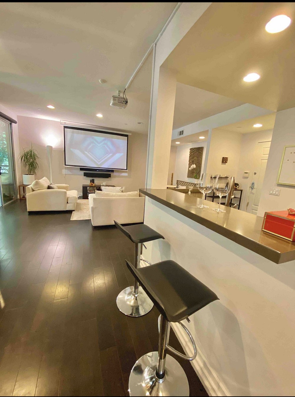 Elfyer - Los Angeles, CA House - For Sale