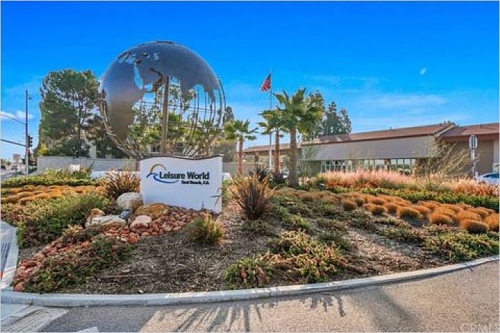 Elfyer - Seal Beach, CA House - For Sale