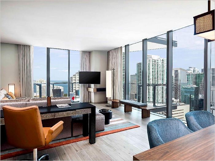 Elfyer - miami, FL House - For Sale