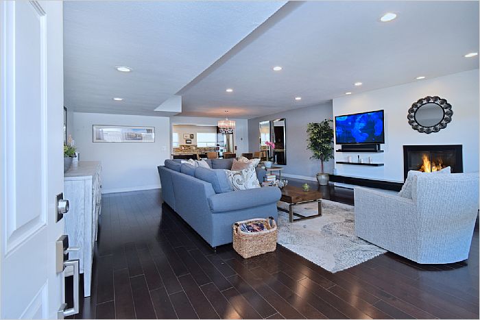 Elfyer - STUDIO CITY, CA House - For Sale