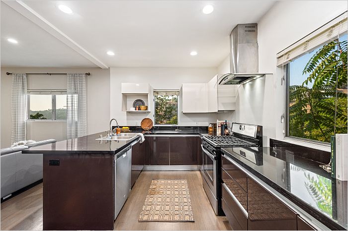 Elfyer - Los Angeles, CA House - For Sale