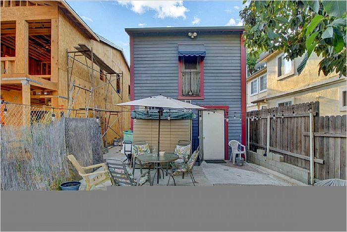 Elfyer - Los Angeles, CA House - For Sale