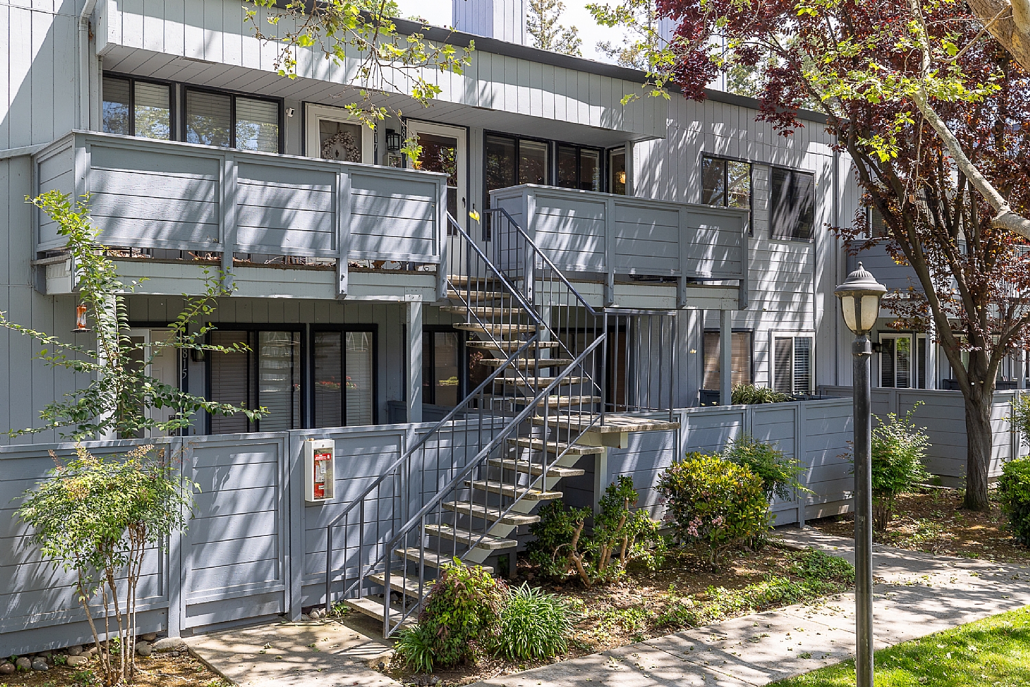 Elfyer - , CA House - For Sale