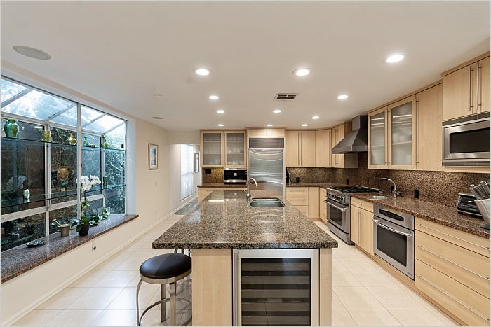 Elfyer - Sherman Oaks, CA House - For Sale