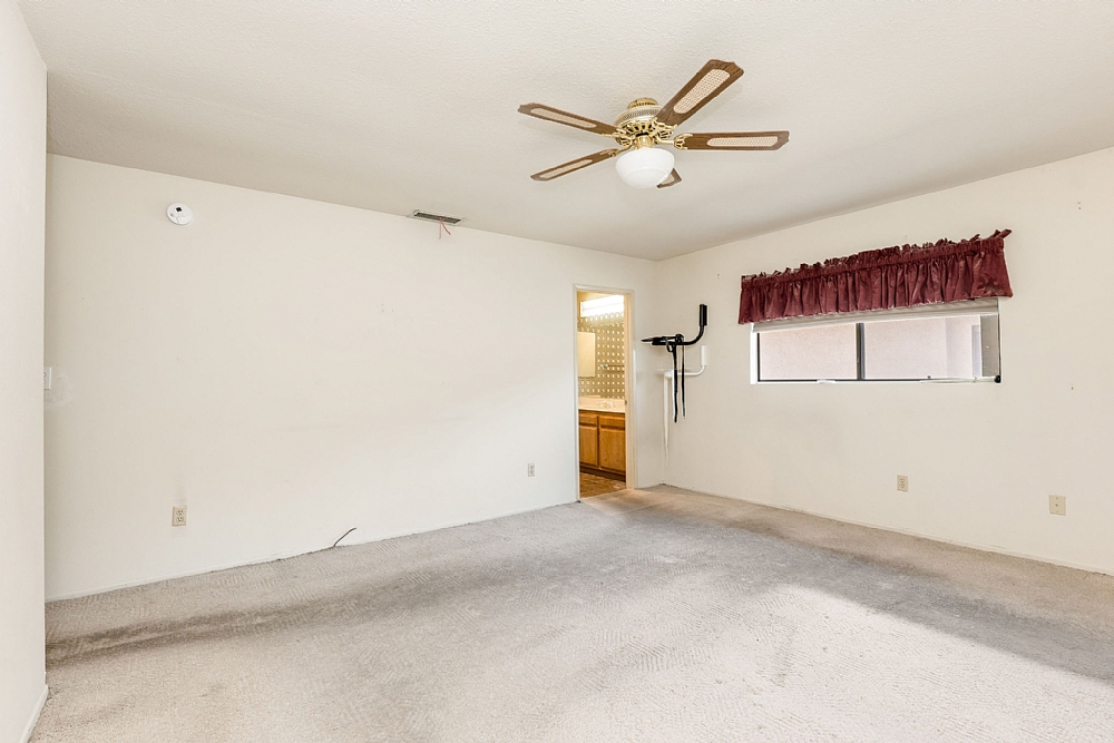 Elfyer - Tarzana, CA House - For Sale